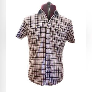 Apt. 9 Men’s short sleeve button up shirt with purple and black and white plaid.